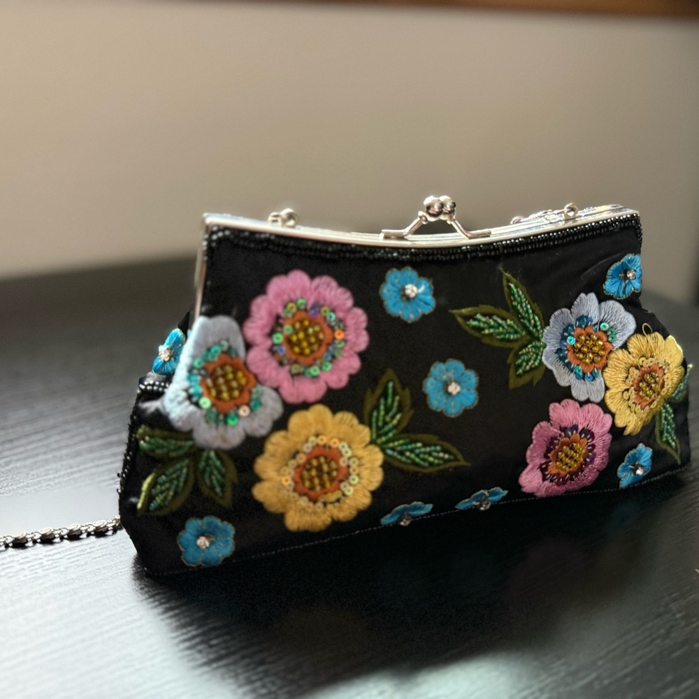 Vintage JNY Floral Beaded Satin Clutch Kiss Lock Evening Bag Black - Picture 5 of 12